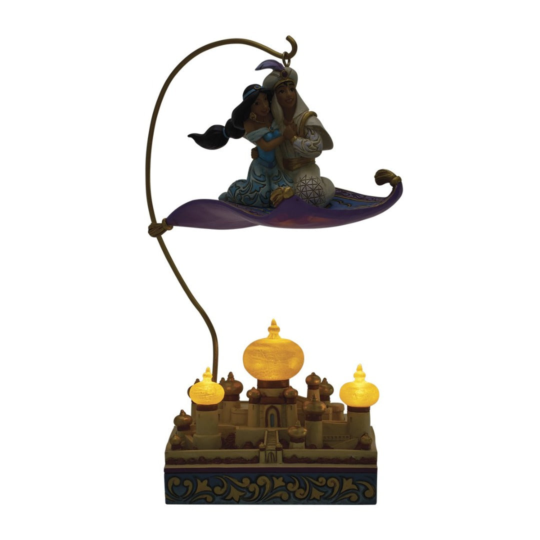 DISNEY TRADITIONS Aladdin e Jasmin volano sopra Agrabah