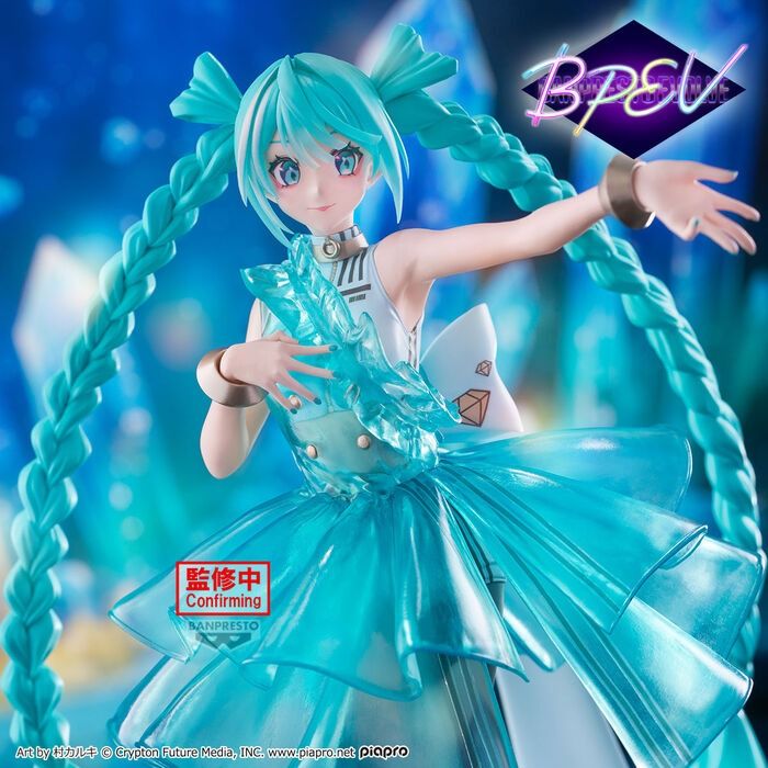 HATSUNE MIKU EmeraldGem Clearluxe Hatsune Miku figure