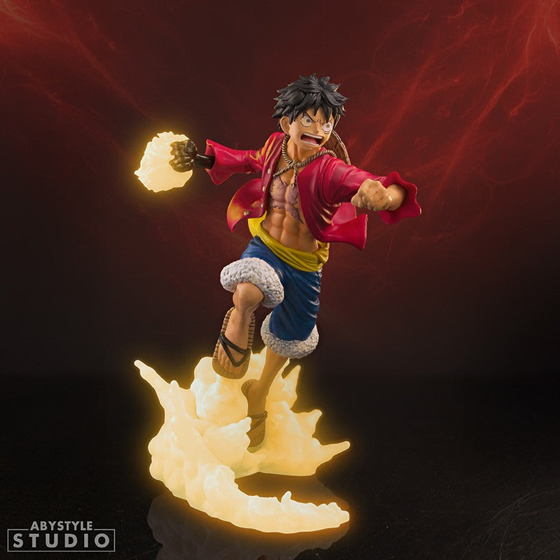 ONE PIECE Luffy glow in the dark figure