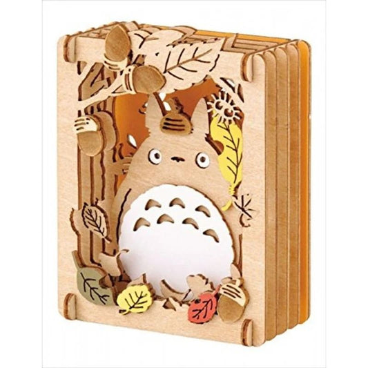 STUDIO GHIBLI Totoro Forest teatro wood style
