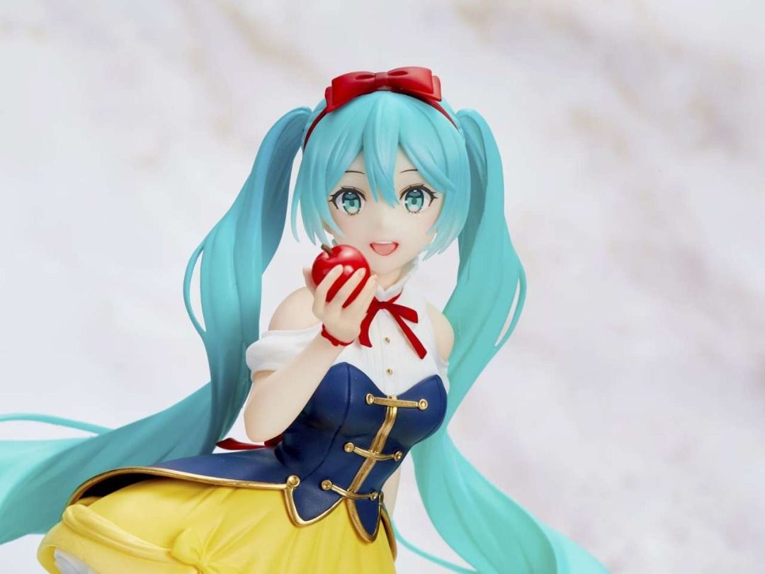 HATSUNE MIKU Wonderland Snow White Rerun figure
