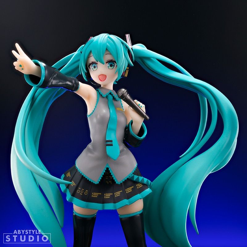 HATSUNE MIKU figure